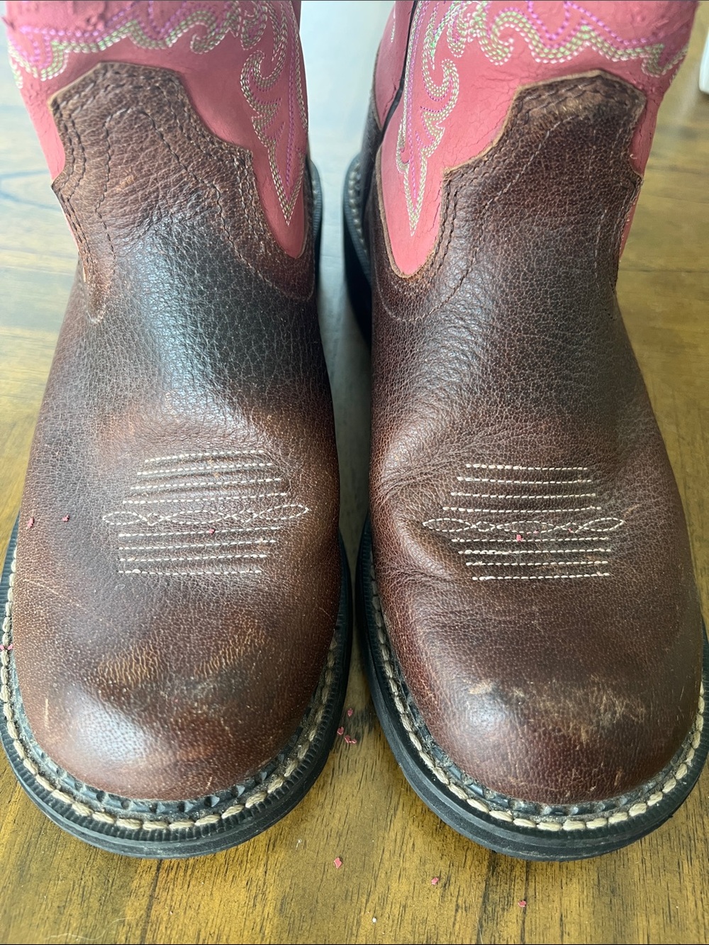 Ariat Brown Leather Boots with Pink Embroidery 9B - Picture 4 of 16